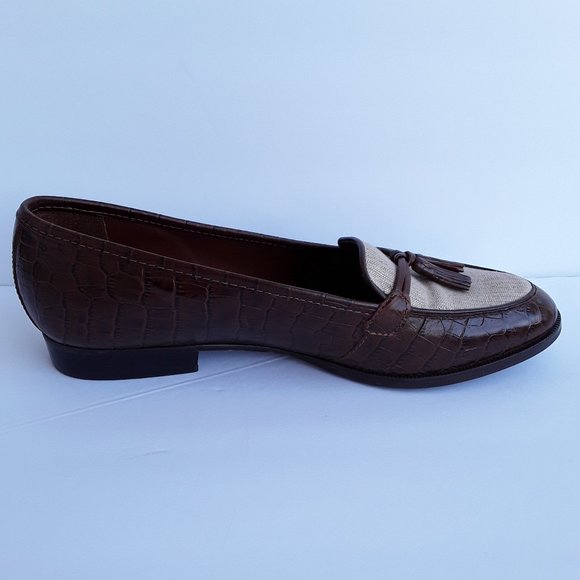 Etienne Aigner Classic Loafer with Tassel … - Picture 9 of 15